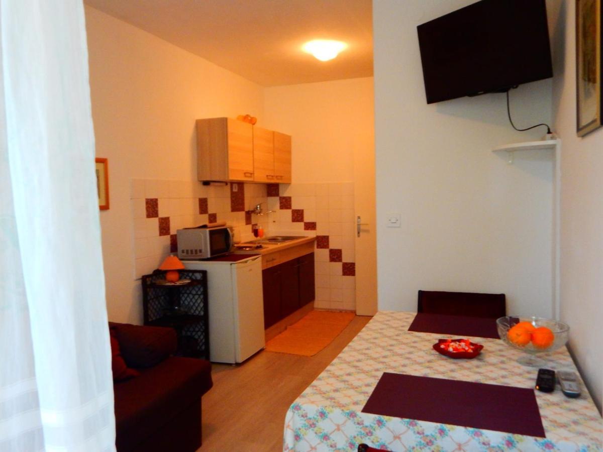 Lukacevic Apartment Split Exterior photo